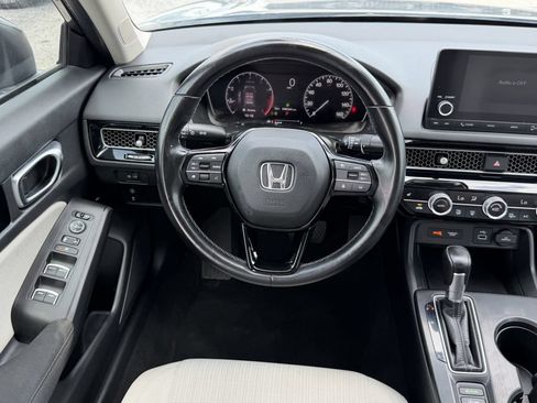 Used 2022 Honda Civic EX image 14