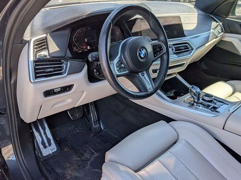 Used 2022 BMW X5 xDrive40i w/ M Sport Package image 8