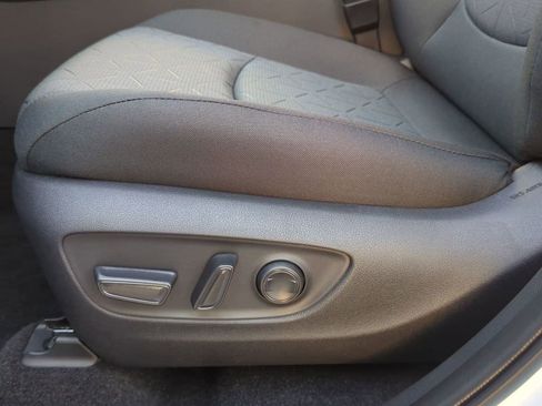 Used 2025 Toyota RAV4 XLE image 13