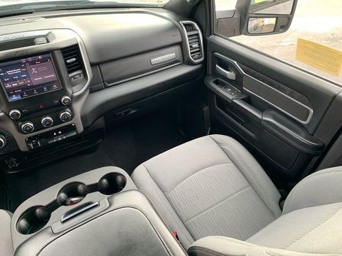 Used 2024 RAM 2500 Big Horn w/ Bed Utility Group image 20