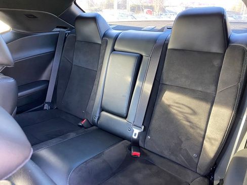 Used 2018 Dodge Challenger R/T Scat Pack image 28