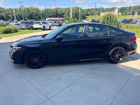 Used 2023 Honda Civic Sport image 4