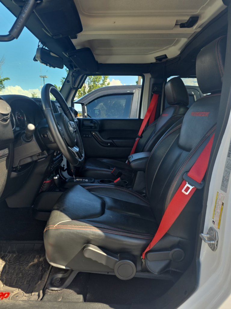 Certified 2017 Jeep Wrangler Unlimited Rubicon AWD/4WD image 7