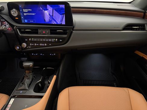 Used 2023 Lexus ES 250 w/ Premium Package AWD/4WD image 29