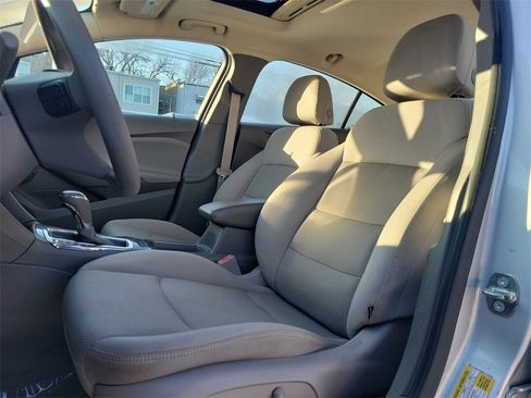 Used 2016 Chevrolet Cruze LT w/ Sun And Sound Package image 15