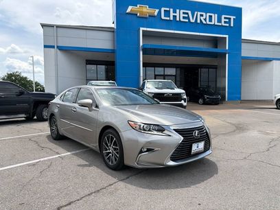 Used 2016 Lexus ES 350 w/ Luxury Package w/Wood Trim