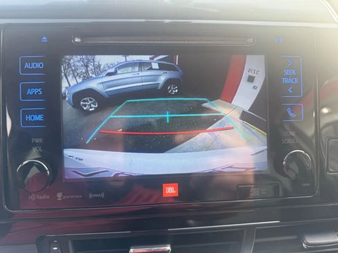 Used 2017 Toyota Mirai image 18