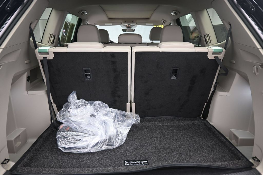 Used 2026 Volkswagen Atlas SE FWD image 34