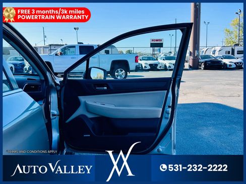 Used 2016 Subaru Legacy 2.5i Limited image 17