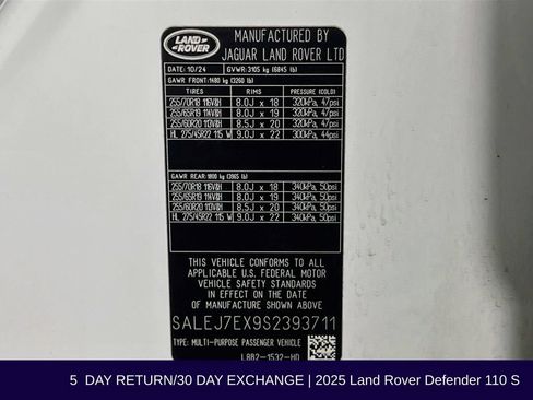 Used 2025 Land Rover Defender 110 S AWD/4WD image 37