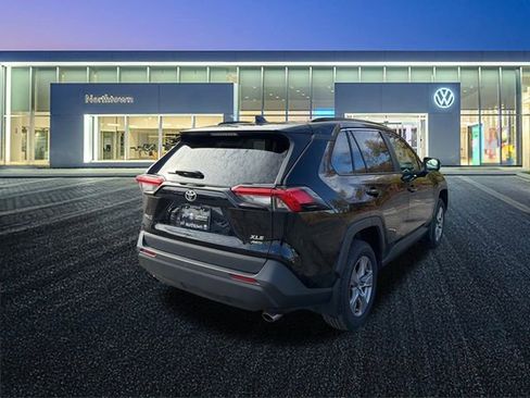 Used 2024 Toyota RAV4 XLE w/ Convenience Package image 24