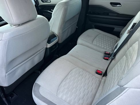Used 2022 Nissan Pathfinder SV w/ SV Black Package FWD image 14