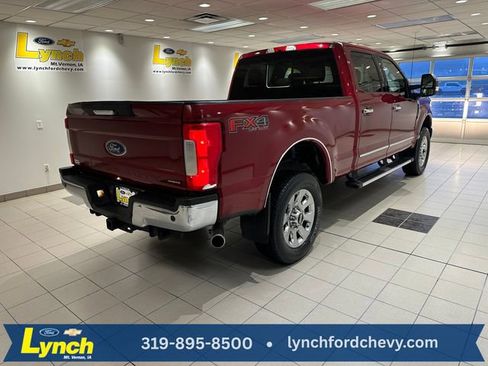 Used 2018 Ford F250 Lariat w/ Chrome Package image 24