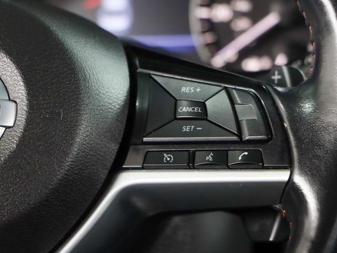 Used 2021 Nissan Altima 2.5 SR FWD image 14