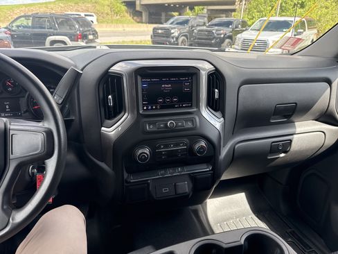 Used 2019 Chevrolet Silverado 1500 Custom w/ Custom Value Package image 23