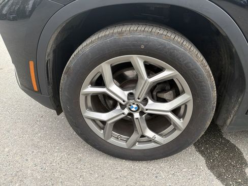Used 2024 BMW X3 xDrive30i AWD/4WD image 10