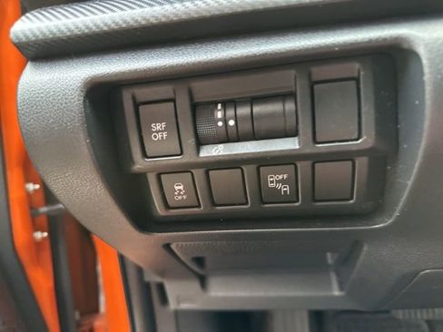 Used 2019 Subaru Crosstrek 2.0i Premium AWD/4WD image 12