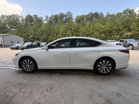 Used 2020 Lexus ES 350 w/ Premium Package FWD image 4