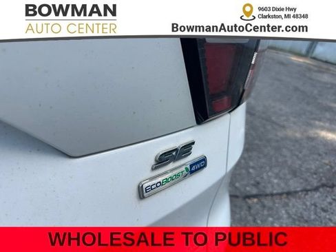 Used 2017 Ford Escape SE w/ SE Cold Weather Package AWD/4WD image 25