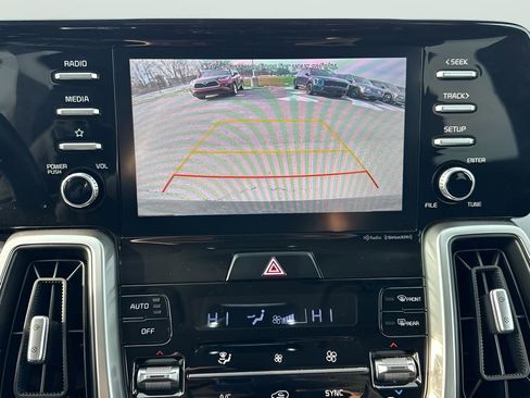 Used 2021 Kia Sorento S w/ Panoramic Sunroof Package image 24