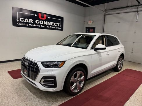 Used 2021 Audi Q5 Prestige w/ Prestige Package AWD/4WD image 3