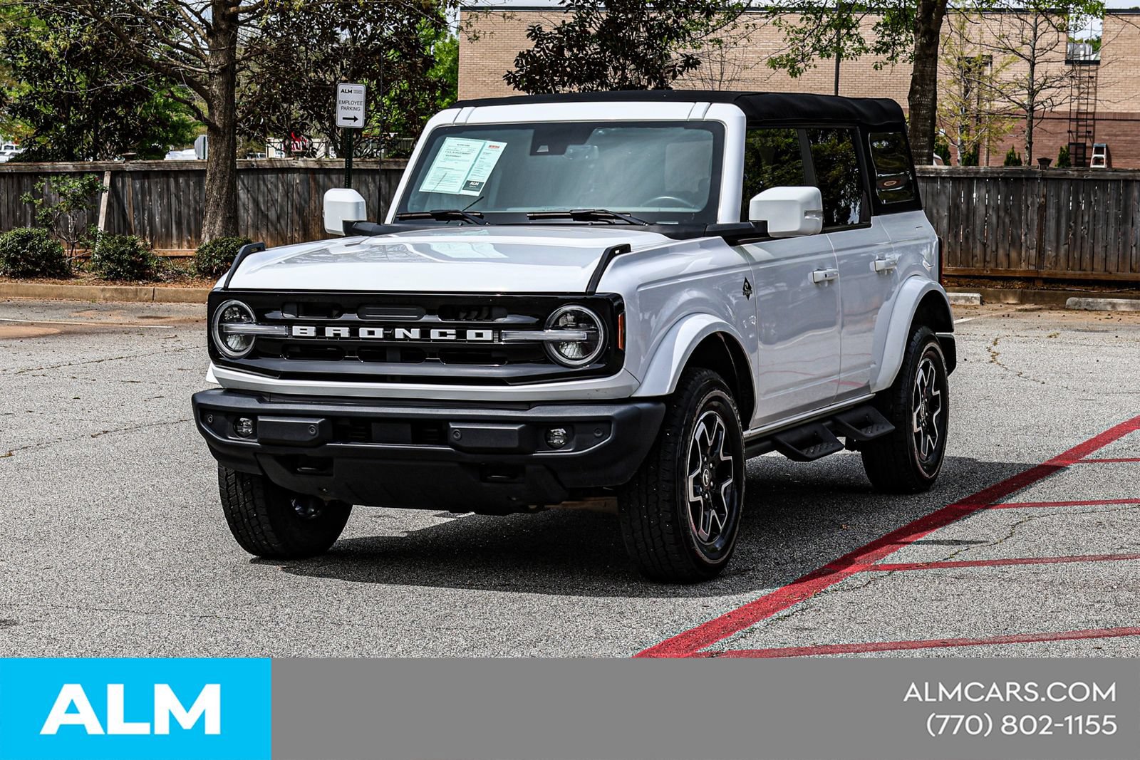 Used 2023 Ford Bronco Outer Banks AWD/4WD image 3