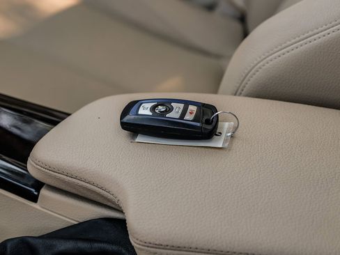 Used 2015 BMW 335i Sedan image 60