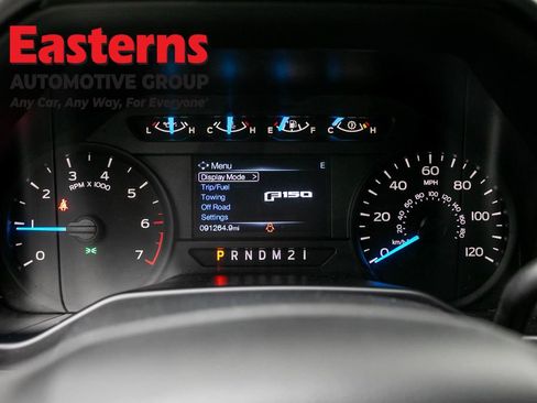 Used 2015 Ford F150 XL w/ Equipment Group 101A Mid AWD/4WD image 18