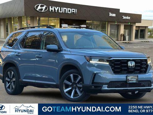 Used 2023 Honda Pilot Elite image 1