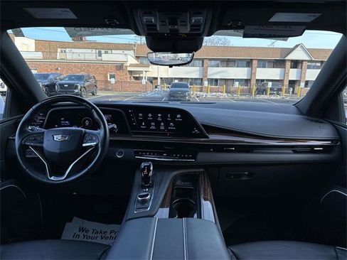 Certified 2024 Cadillac Escalade Premium Luxury w/ LPO, Floor Liner Package image 39