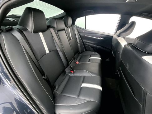 Used 2026 Toyota Camry SE w/ Convenience Package FWD image 31