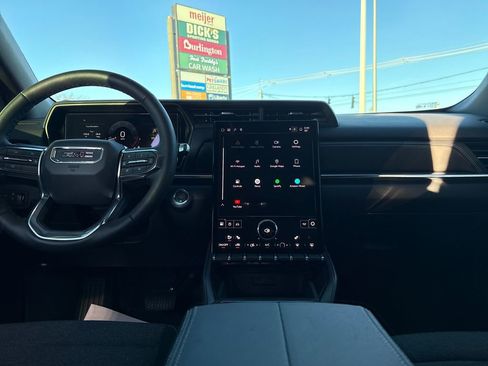 Used 2026 GMC Terrain Elevation w/ LPO, Floor Liner Package image 15