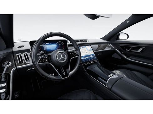 New 2025 Mercedes-Benz S 580 4MATIC Sedan image 3