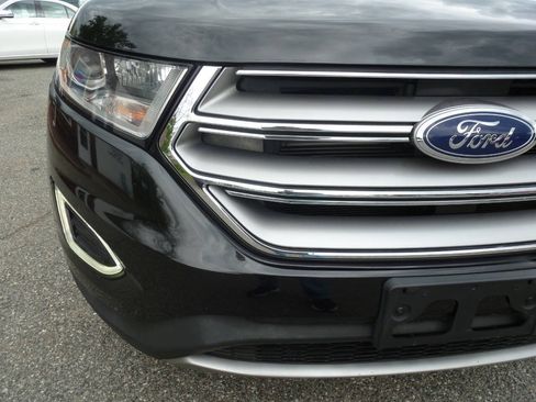 Used 2015 Ford Edge SEL FWD image 4