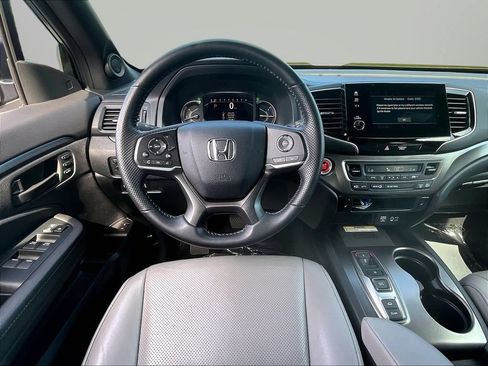 Used 2023 Honda Passport EX-L image 9
