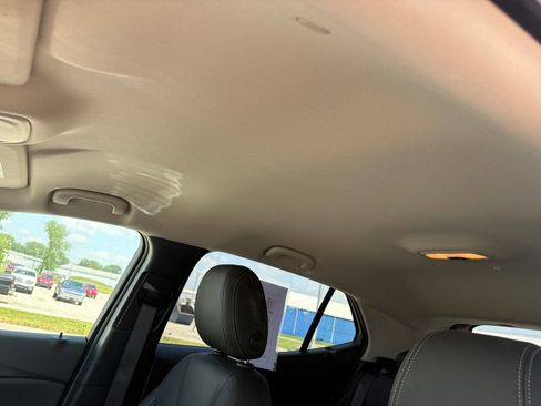 Used 2024 Buick Encore GX Preferred w/ Comfort Package FWD image 11