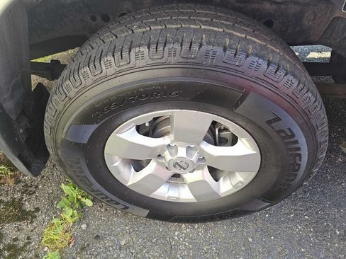 Used 2012 Nissan Frontier SL RWD image 4