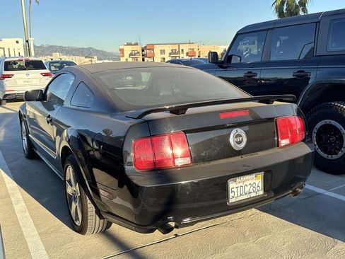 Used 2006 Ford Mustang GT image 10
