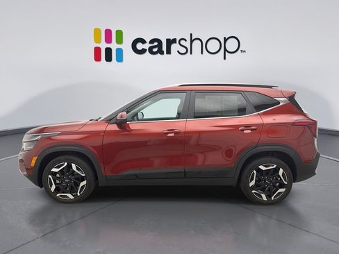 Used 2024 Kia Seltos SX AWD/4WD image 2