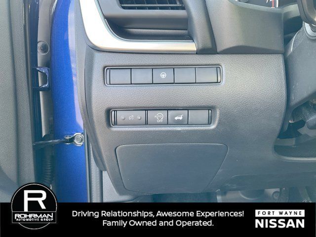Used 2023 Nissan Rogue SV w/ SV Premium B Package AWD/4WD image 20