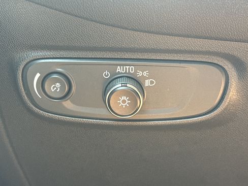 Used 2024 Chevrolet Equinox LT AWD/4WD image 15