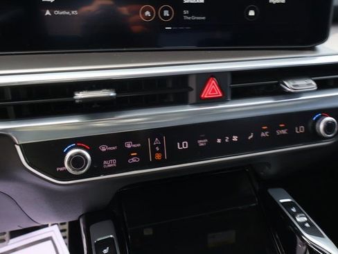 New 2026 Kia Sorento SX Prestige AWD/4WD image 32