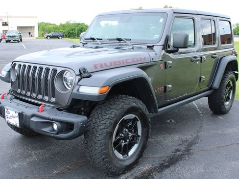 Used 2019 Jeep Wrangler Unlimited Rubicon AWD/4WD image 3