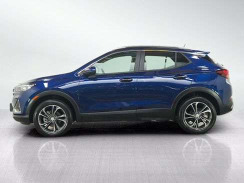Used 2023 Buick Encore GX Select w/ Safety Package II AWD/4WD image 2