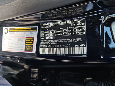 Certified 2026 Mercedes-Benz GLC 300 4MATIC image 38