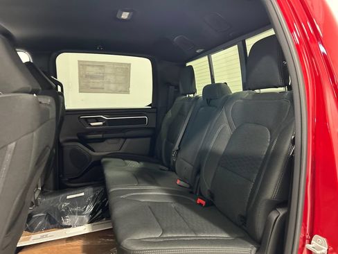 New 2026 RAM 1500 Big Horn AWD/4WD image 33
