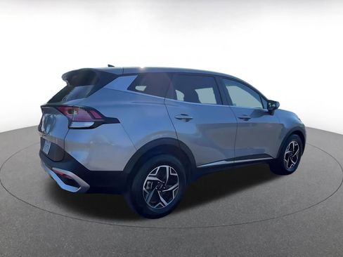 Used 2025 Kia Sportage LX FWD image 14