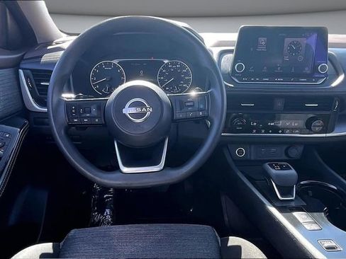 Certified 2023 Nissan Rogue SV image 8