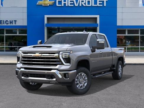 New 2026 Chevrolet Silverado 2500 LTZ w/ LTZ Premium Package AWD/4WD image 6
