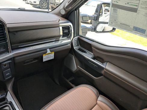 New 2025 Ford F350 King Ranch w/ Chrome Package AWD/4WD image 17